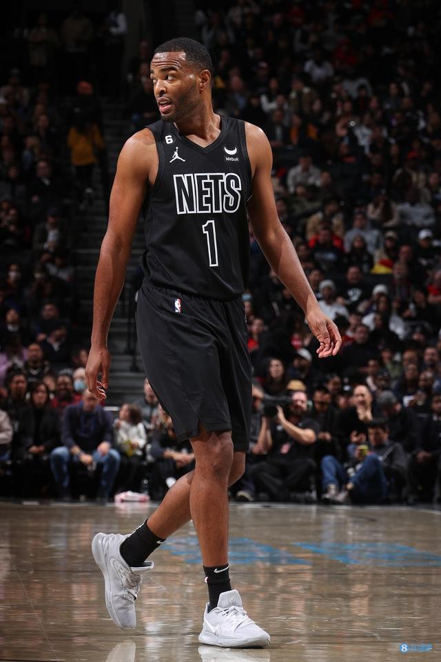 实力强劲的 实力强劲的