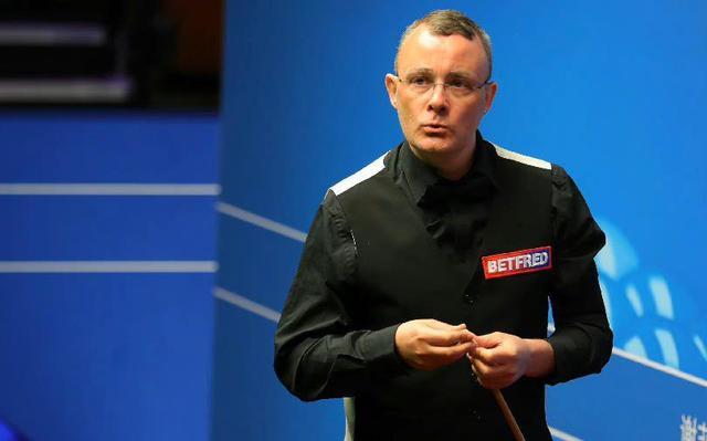 一球不慎偏 一球不慎偏