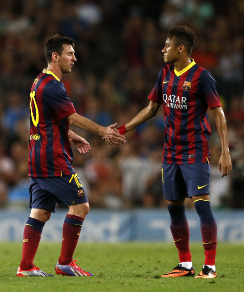 他在胶着阶 他在胶着阶